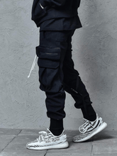 Load image into Gallery viewer, Cargo Sweatpants - Black
